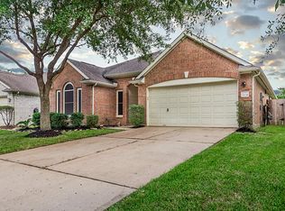 9334 Stoneridge Canyon Ln, Houston, TX 77089