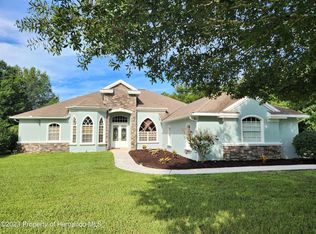 10105 Lazy Days Ct, Weeki Wachee, FL 34613