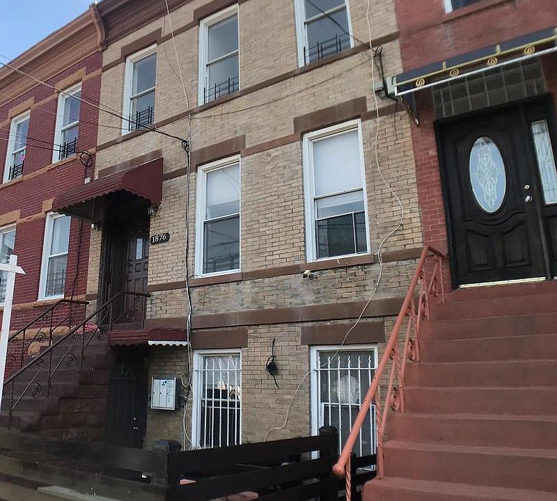 1st image of 1876 Bergen St