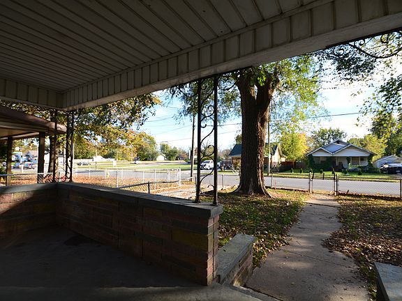 2nd image of 1621 W Atlantic St