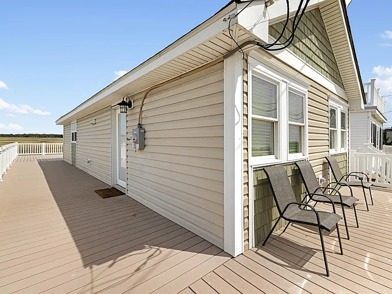 70 Beach Ave #0 — Photo 15