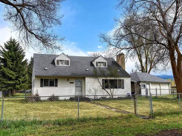 5320 N Chase Rd, Newman Lake, WA 99025