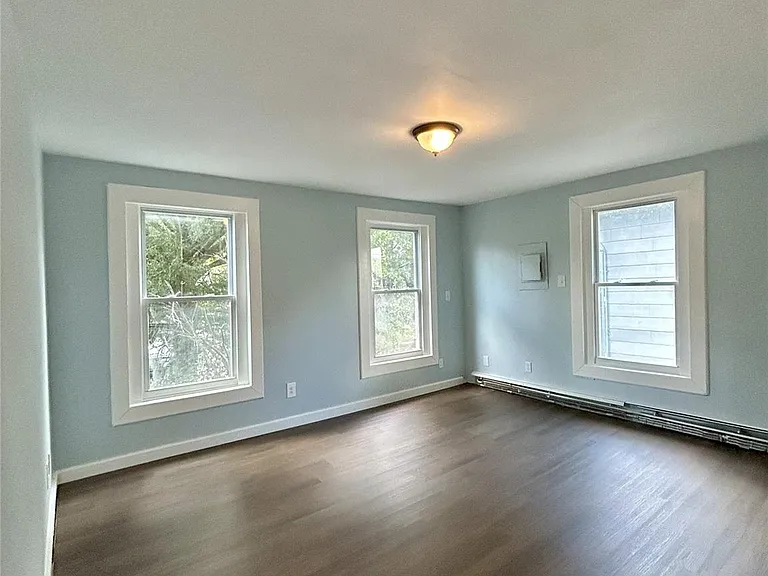 106 Ball St #2 — Photo 8