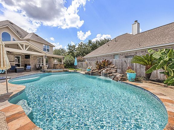 3rd image of 20606 Cypress Tree Ln
