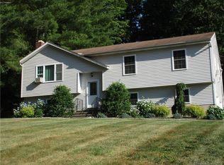 1 Meadow Ln, Bethel, CT 06801