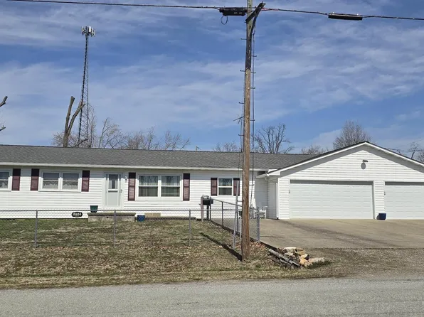 2424 Jones St, Eldorado, IL 62930