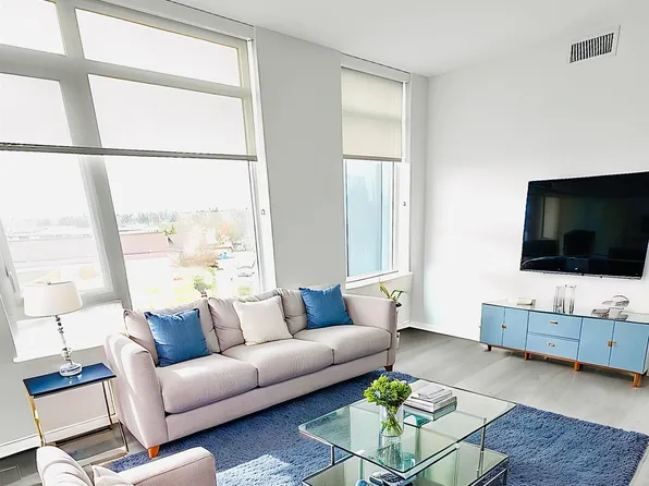 6788 Minoru Blvd #702, Richmond, BC V6Y 1Y2