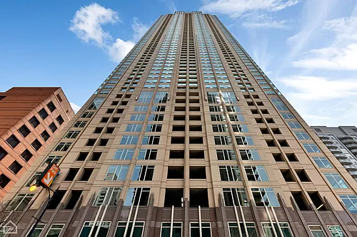 33 W Ontario St #51A Photo 1