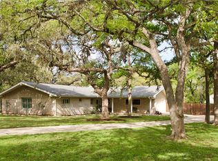 910 Willow Creek Cir, San Marcos, TX 78666