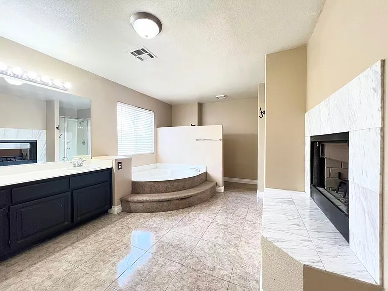 8248 Aqua Spray Ave — Photo 24