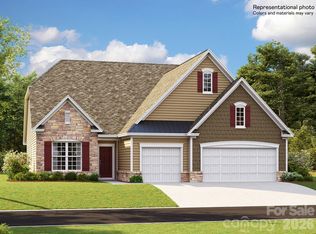 1957 Bentwind Rd, Lancaster, SC 29720