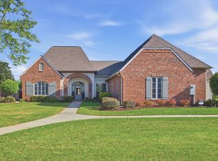 3728 Yorkshire Dr, Lake Charles, LA 70605