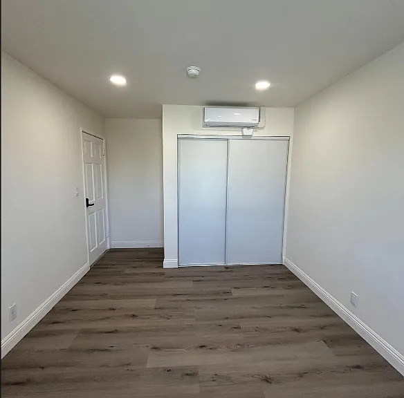 2014 S Burnside Ave #1/2 — Photo 9