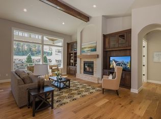 5784 NW Hood Loop, Camas, WA 98607