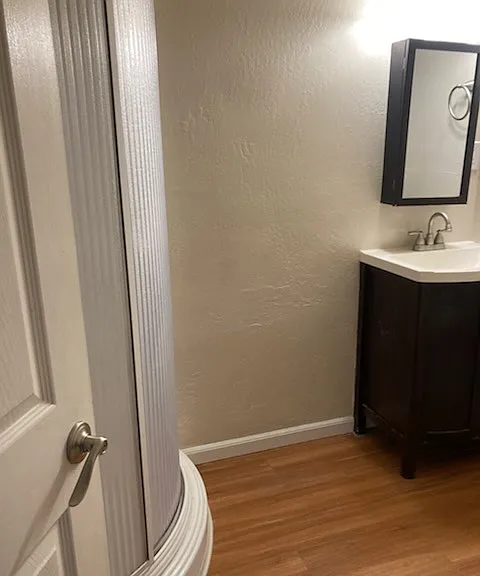 1012 Sylvia Way — Photo 2