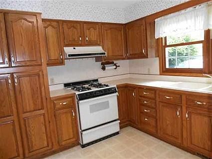3rd image of 3546 Tulip Ln
