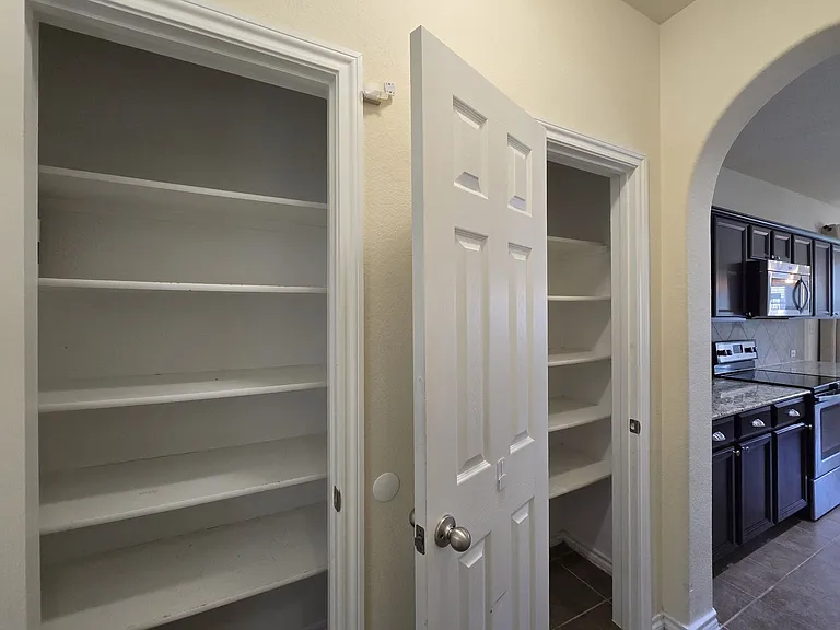 3614 Rusack Dr — Photo 17