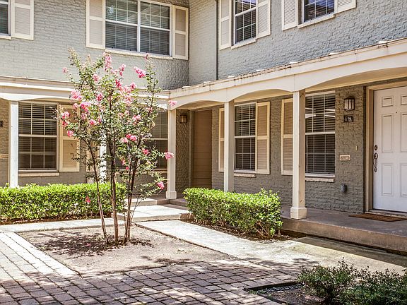 3rd image of 4728 Bradford Dr #4728C