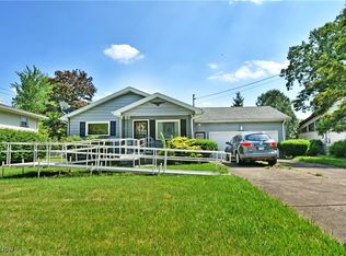 1653 Arthur Dr NW, Warren, OH 44485