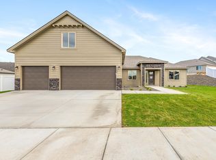 6482 W 30th Pl, Kennewick, WA