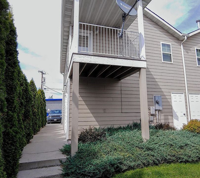 2nd image of 2434 Ernest Ave Unit A