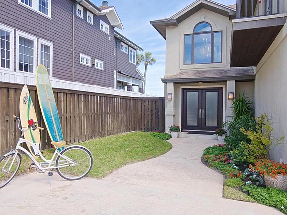 2nd image of 3100 Ocean Dr