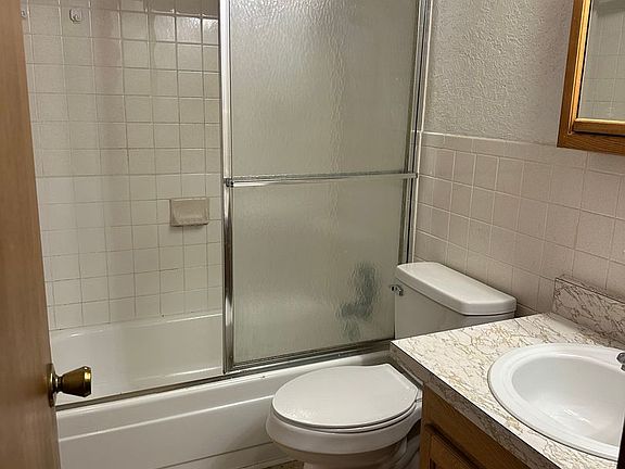 4th image of 387 N Adams Ave #3