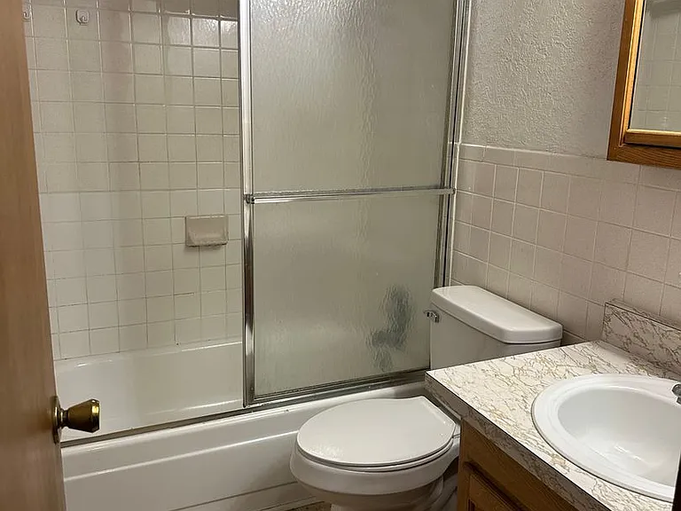 387 N Adams Ave #3 — Photo 4
