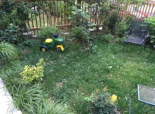 2634 39th St NW #3, Washington, DC 20007