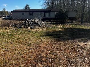 322 Pinewood Dr, Shady Spring, WV 25918