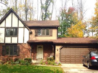 35 Misty Ln, East Amherst, NY 14051