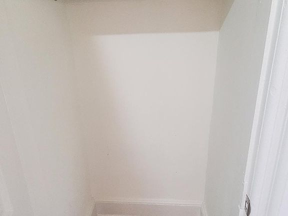 5th image of 81 Sedgwick Ave