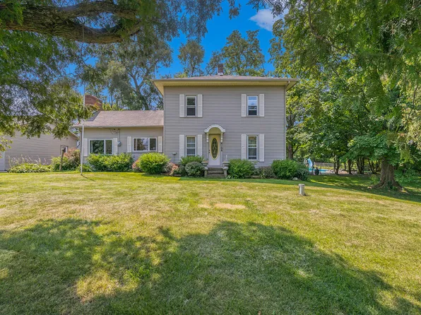 4108 Eighteen Mile Rd, Casnovia, MI 49318
