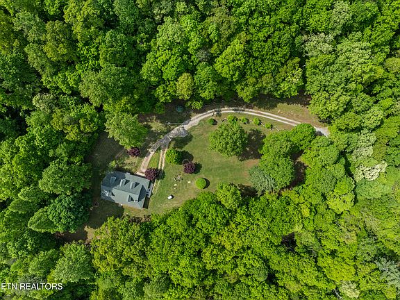 51st image of 1043 Reagan Springs Rd