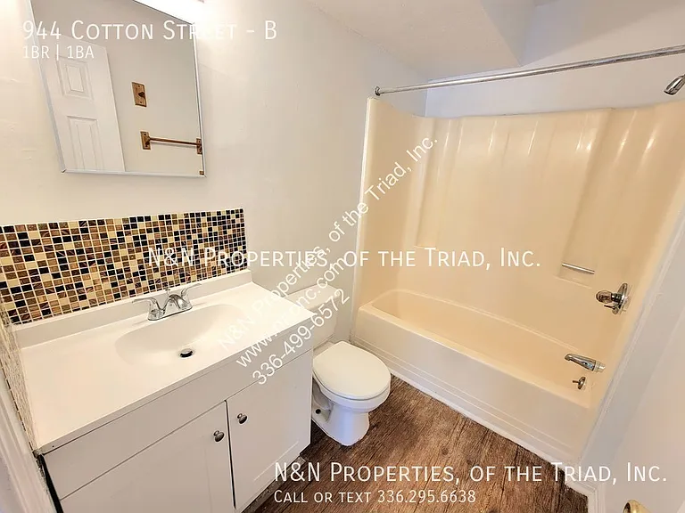 944 Cotton St #B — Photo 12