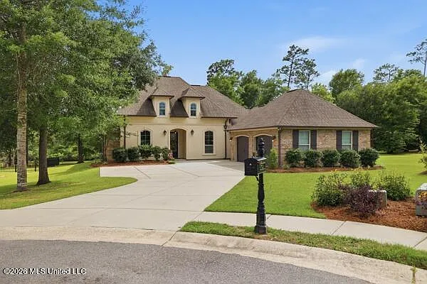 7695 Crescent Way Dr — Photo 1