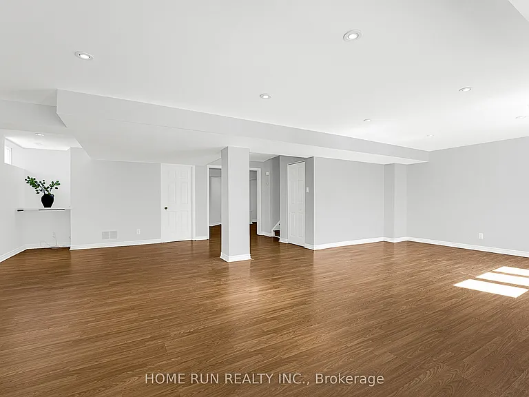 5 Cheltonia Way — Photo 41