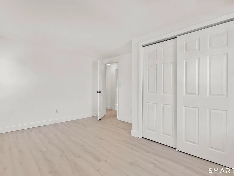 64 Soundview Ave #3 — Photo 11