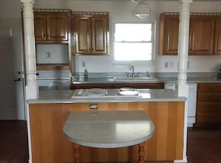 907 County Road 347, La Vernia, TX 78121