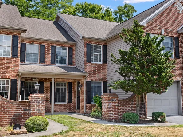 2217 Gleim Ct, Enola, PA 17025