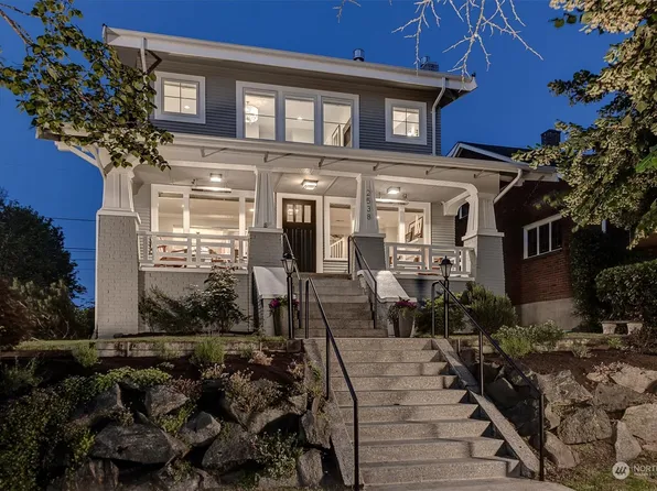 2538 10th Avenue W, Seattle, WA 98119