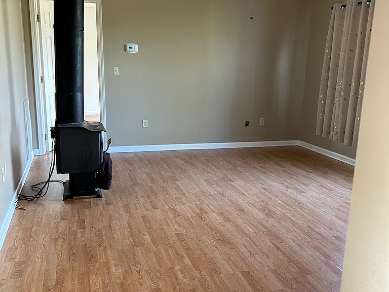 129 Norfolk Cir — Photo 14