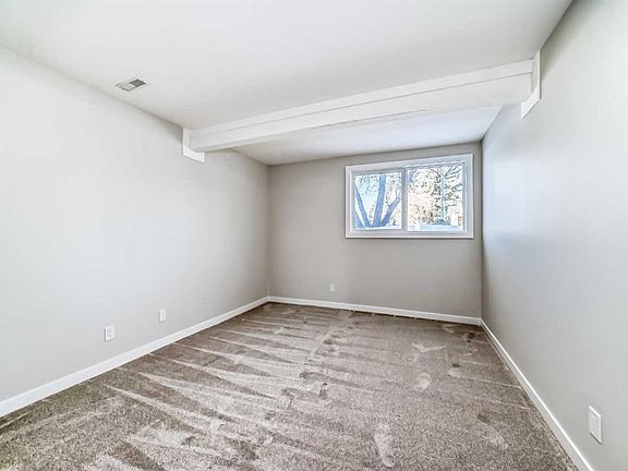 5th image of 9850 W 26th St SW