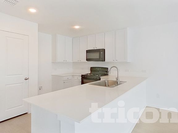 4th image of 907 Ponderosa Ln