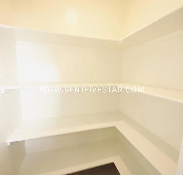 2472 Foothill Blvd #D — Photo 18