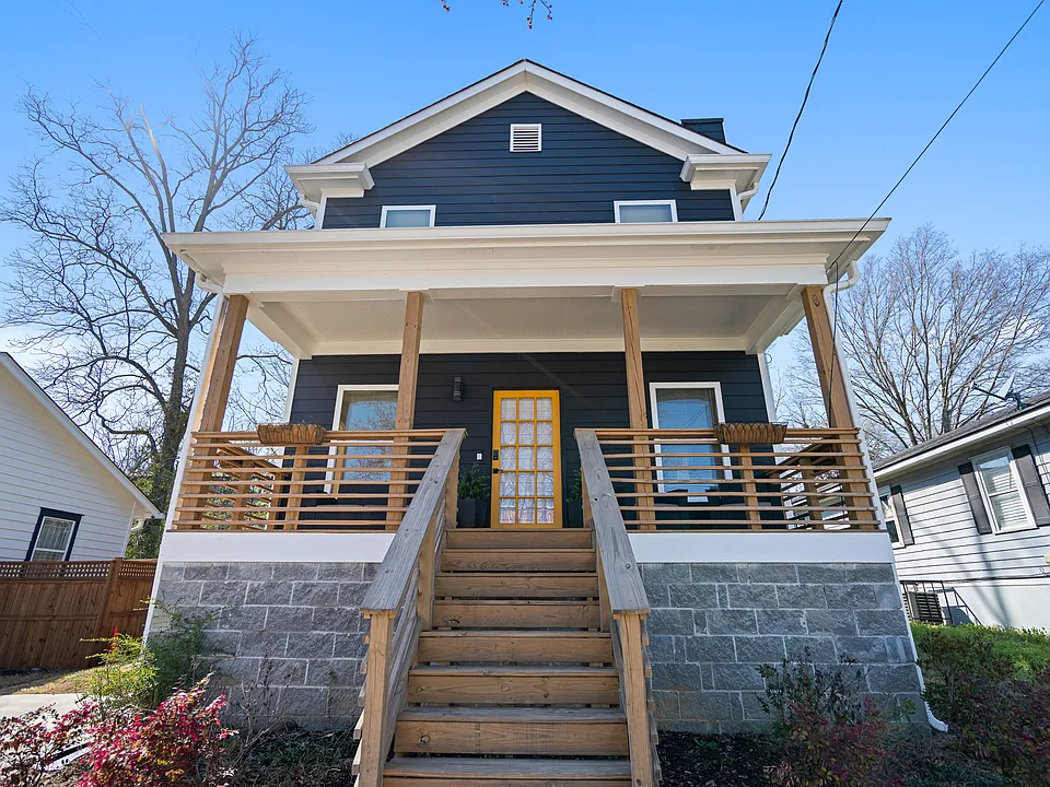 604 Julian St NW