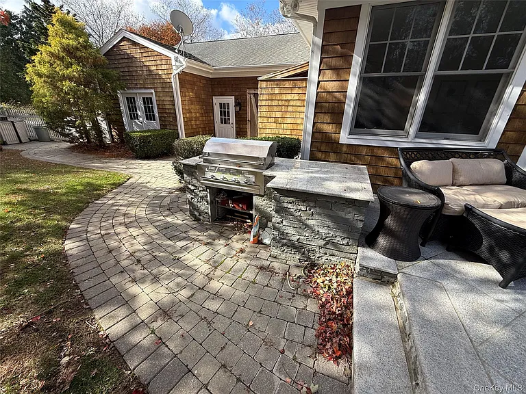 2465 Fairway Dr — Photo 30
