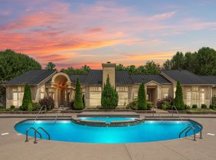 Steeplechase, Knoxville, TN 37912