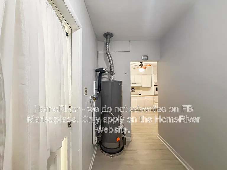 19531 Whispering Pines Rd — Photo 6