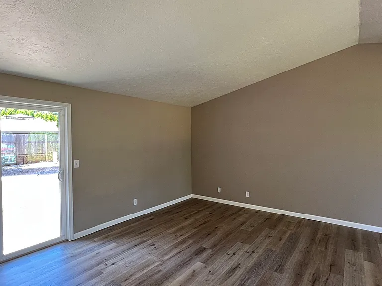 Vaulted Great Room